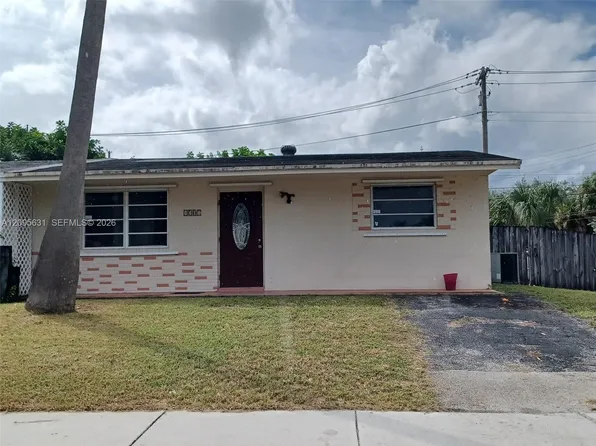 1701 SW 70th Ave, Pompano Beach, FL 33068
