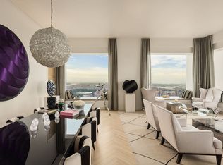 432 Park Ave Floor 69, New York, NY
