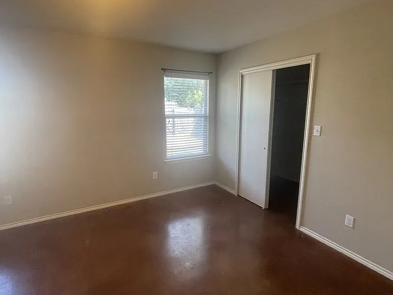 4504 Secure Ln — Photo 10
