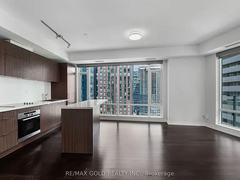 21 Widmer St #2209 — Photo 11