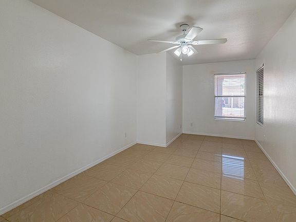 3 bedroom/den in front of home