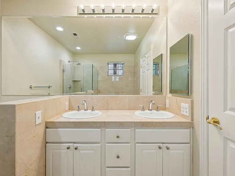 435 Sheridan Ave #201 — Photo 35