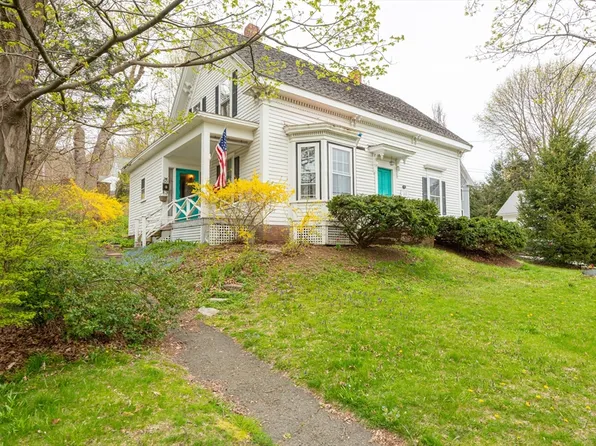 50 East St, Ipswich, MA 01938