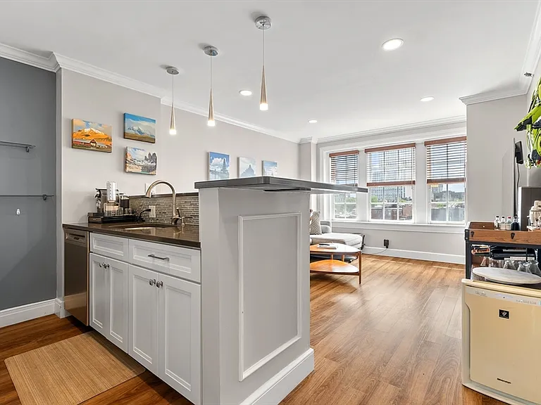 534 Beacon St #901 — Photo 7