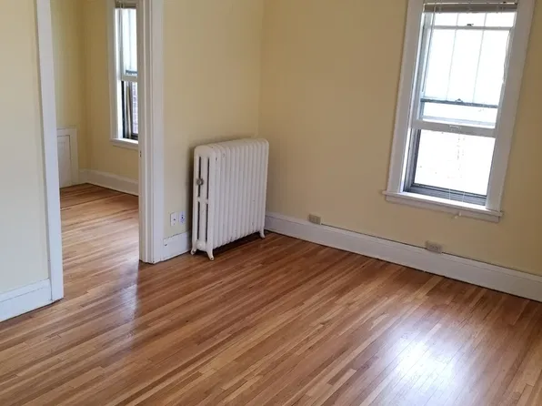 Twin Court Apartments