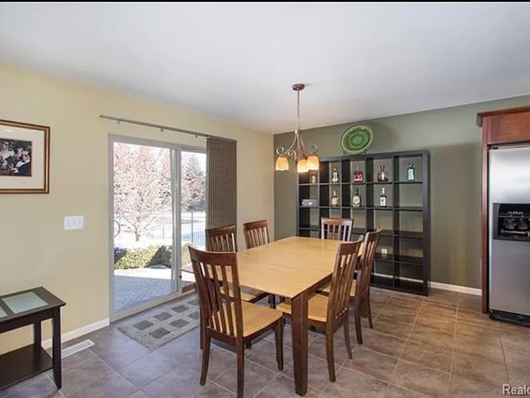 18407 Tarpey Dr — Photo 6