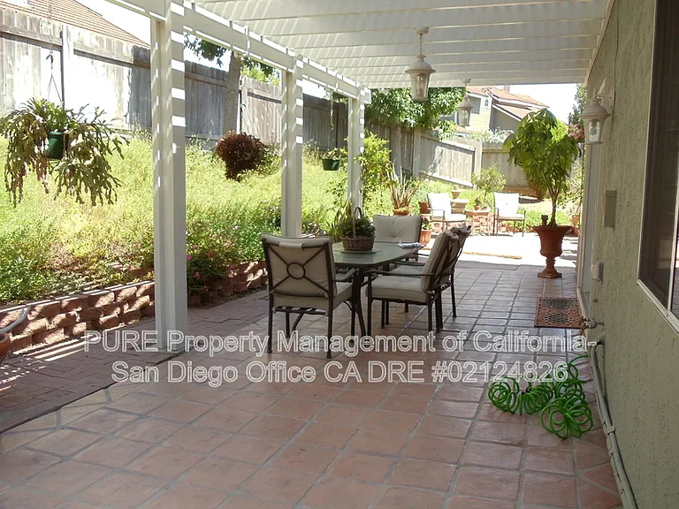 12296 Eastbourne Rd — Photo 17
