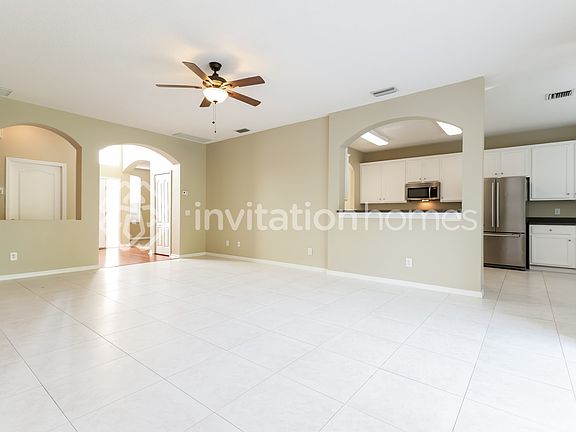 5th image of 5045 Windingbrook Trl