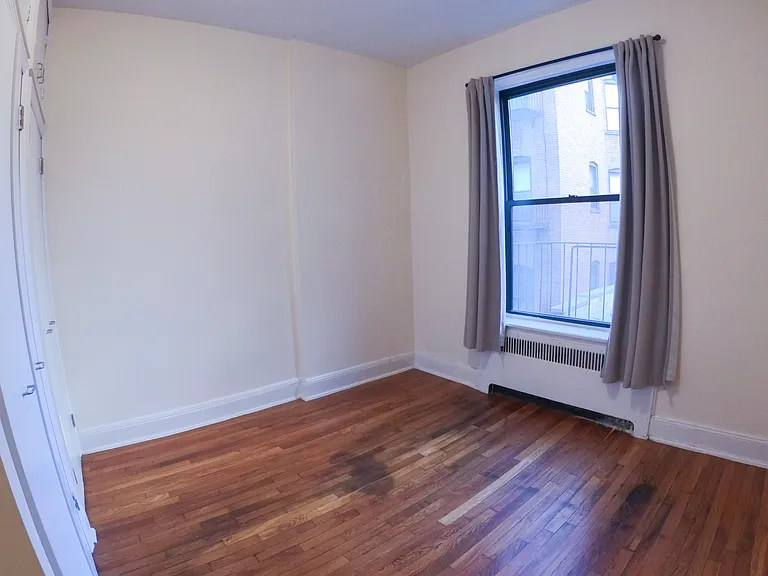 123 E 82nd St #4D — Photo 9