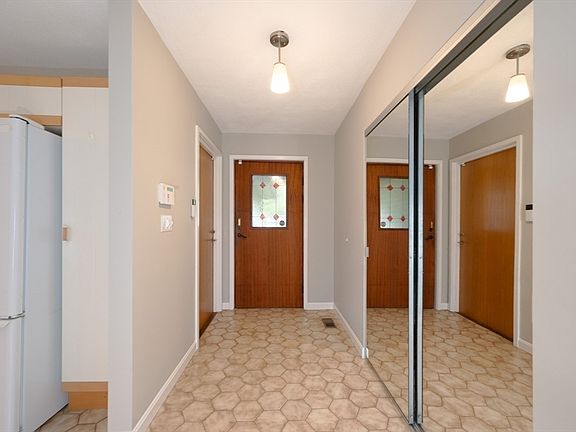 5th image of 6 Cannon Forge Dr Unit 6