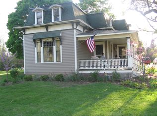 8855 Lewis Ave, Temperance, MI 48182