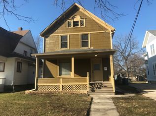 204 N View St, Aurora, IL 60506