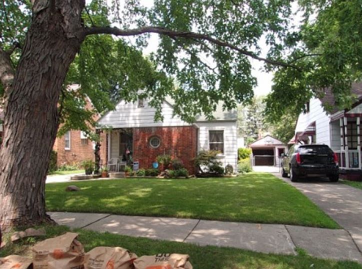 2nd image of 8616 Yolanda St