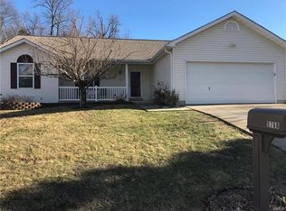 5768 Dogwood Dr, High Ridge, MO 63049