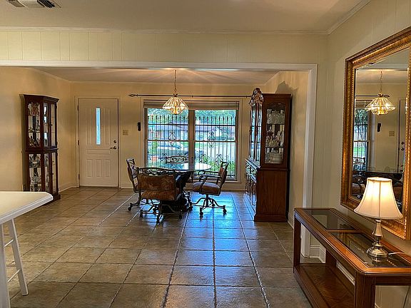 5th image of 3701 Holloway Dr