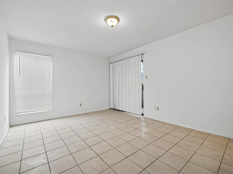 9435 Pagewood Ln — Photo 23