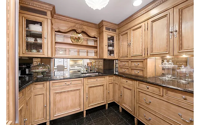 Sold by Douglas Elliman | media 9