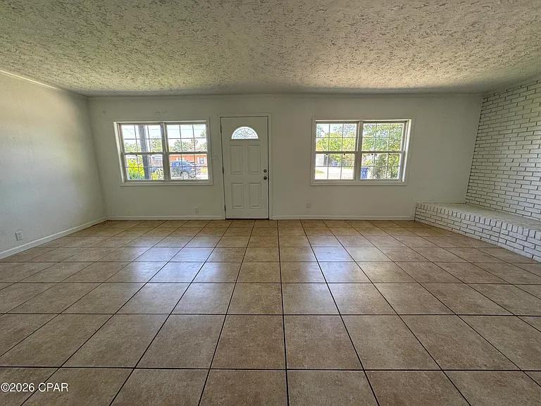 1603 Calhoun Ave — Photo 4