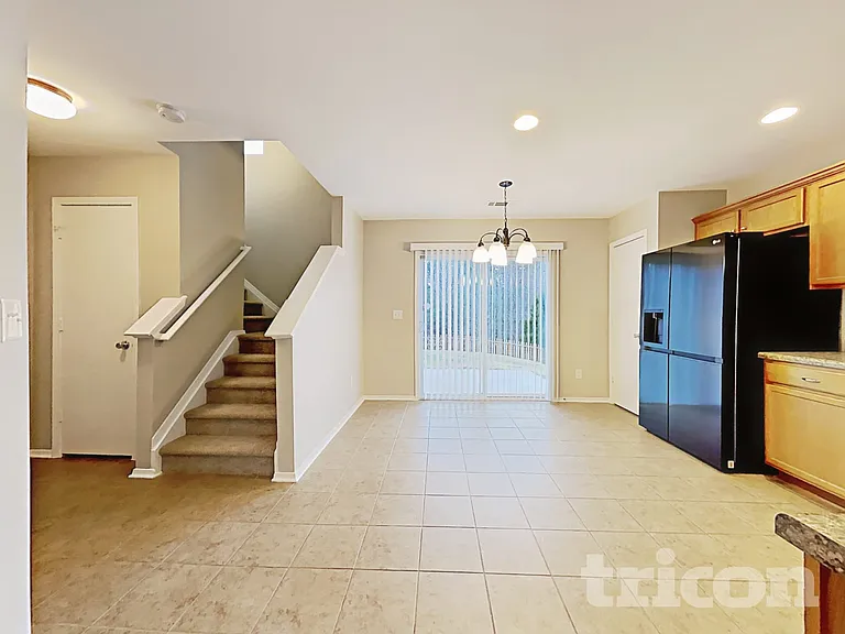 4560 Stone Mountain Dr — Photo 11