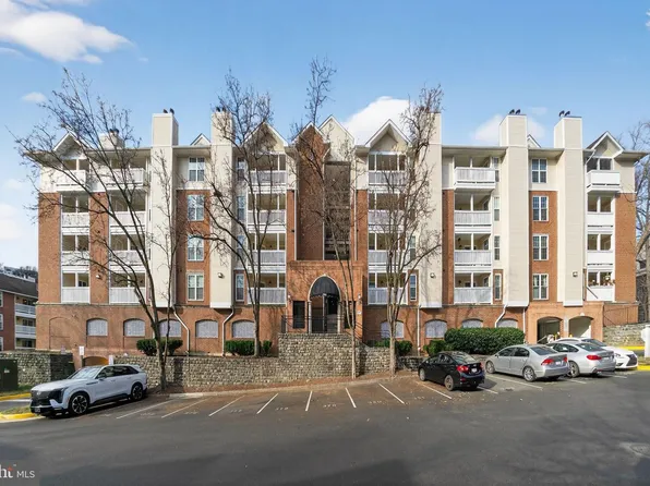 1504 Lincoln Way APT 100, McLean, VA 22102
