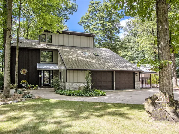 2311 Nottawassipee Lake Rd, Marshall, MI 49068
