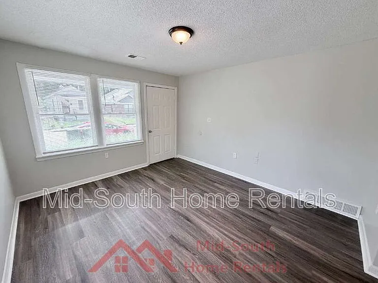1199 Tunstall St — Photo 5