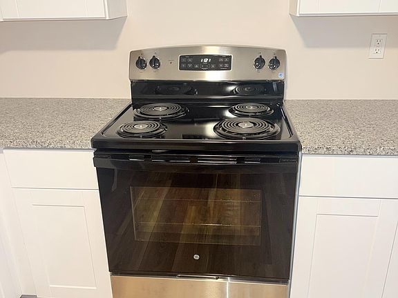 5th image of 603 Silver Ct