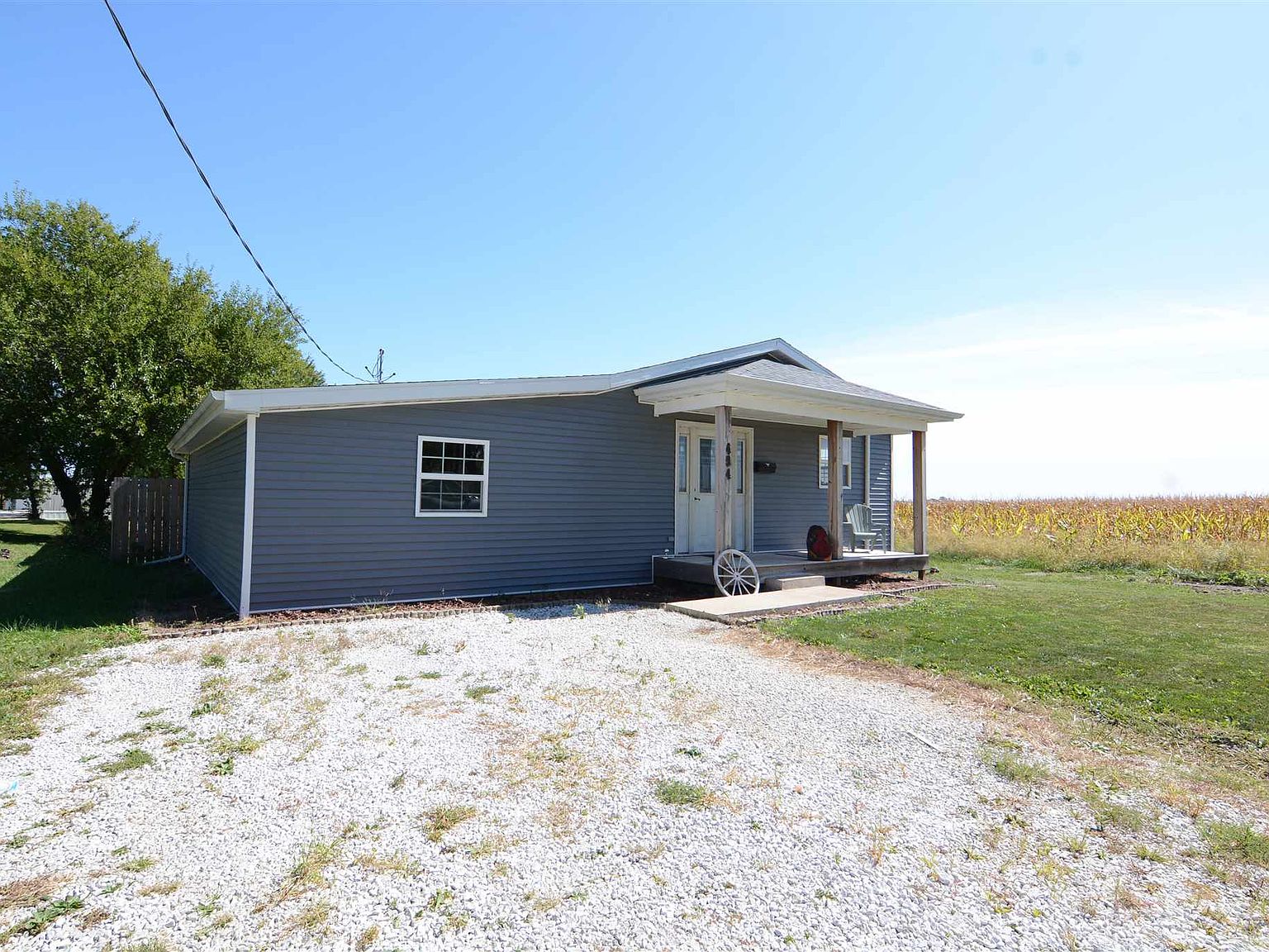 494 S Bissell St, Virden, IL 62690 Zillow