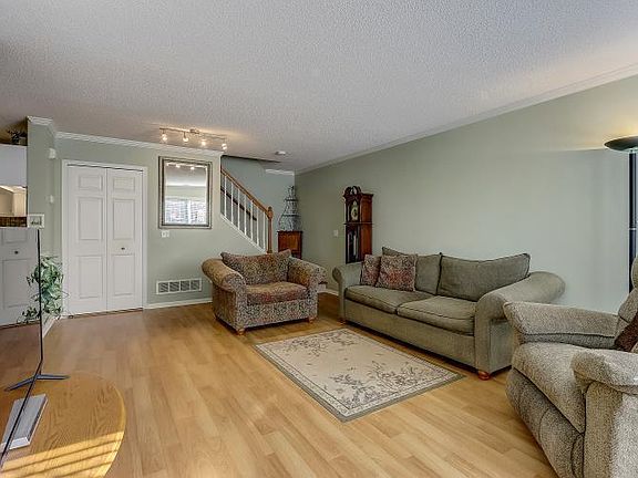 5th image of 15914 Firtree Dr #38