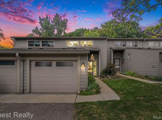 3123 Lake Haven Dr, Ann Arbor, MI