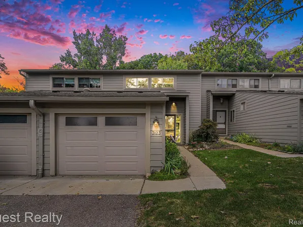 3123 Lake Haven Dr, Ann Arbor, MI 48105