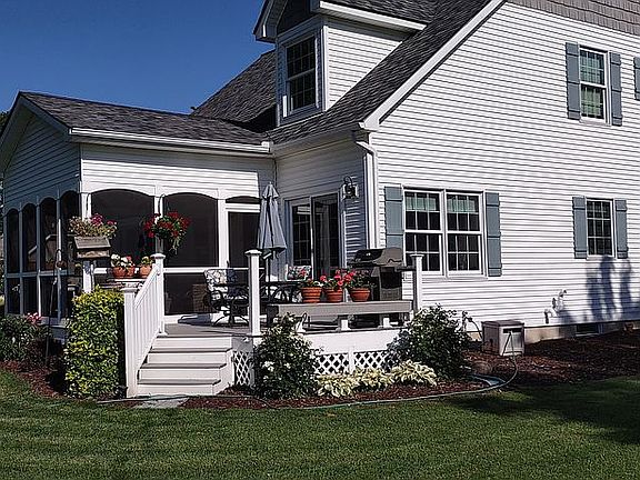 2nd image of 2049 Ore Creek Ln