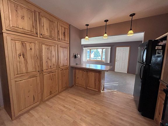 5th image of 1642 Merryview Ln