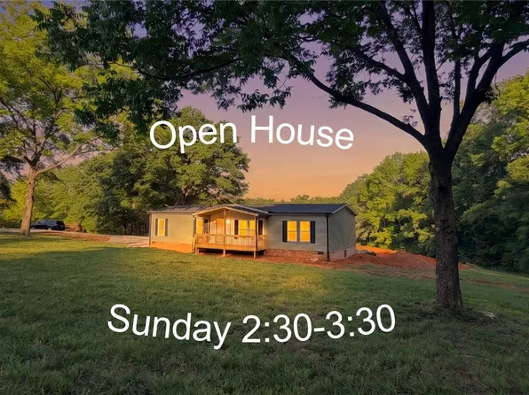 242 Blackbottom Rd, Liberty, SC 29657