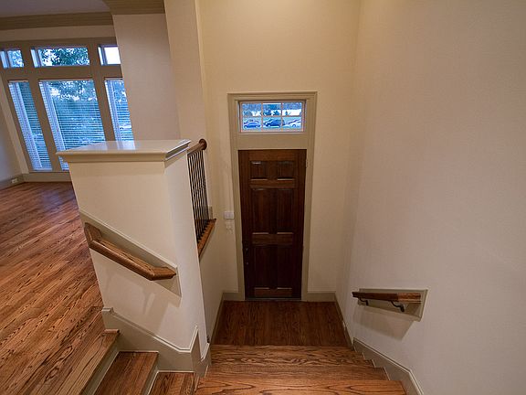 3rd image of 4619 Regent Manor Dr