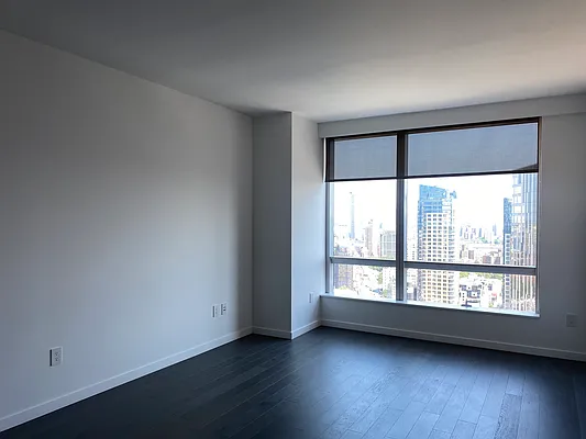 Rented by The Ariel Group Realty Corp | media 2
