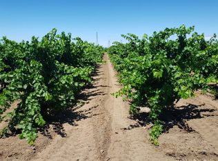 4954 W Peltier Rd, Lodi, CA 95242