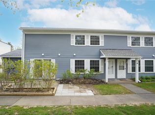 13968 Oakbrook Dr, North Royalton, OH 44133