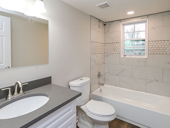 4th image of 3805 Colonial Park Cir SW Unit 1