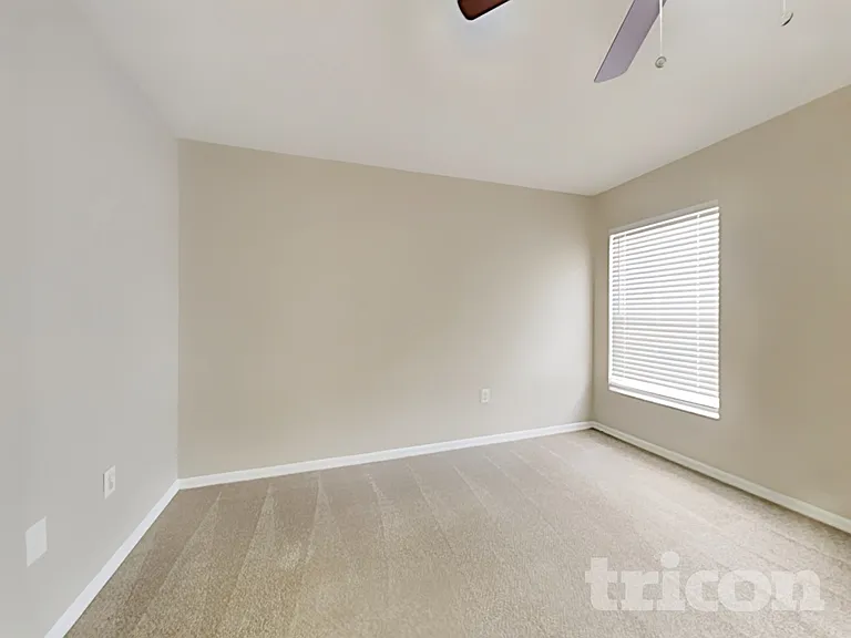 10499 Little St — Photo 8