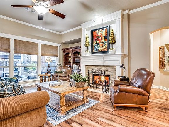 3rd image of 2619 Sir Percival Ln