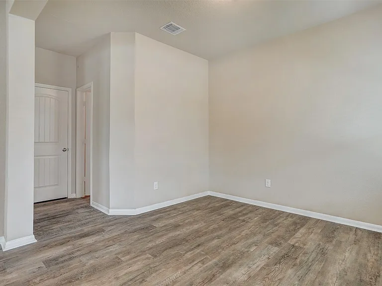 3207 Tilmon Ln — Photo 13