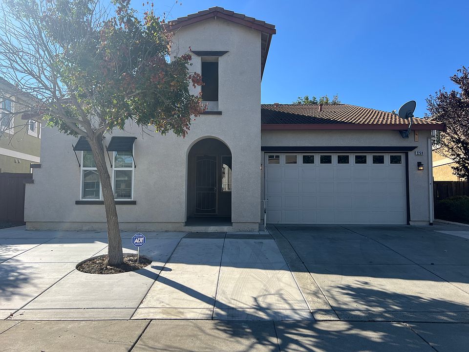 1st image of 2259 Newcastle Dr