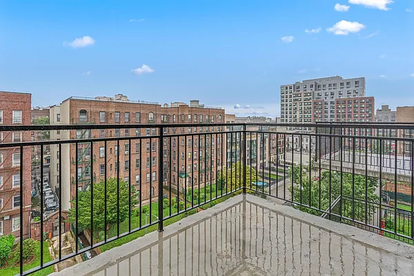 Rented by Leasing Management LLC | media 28