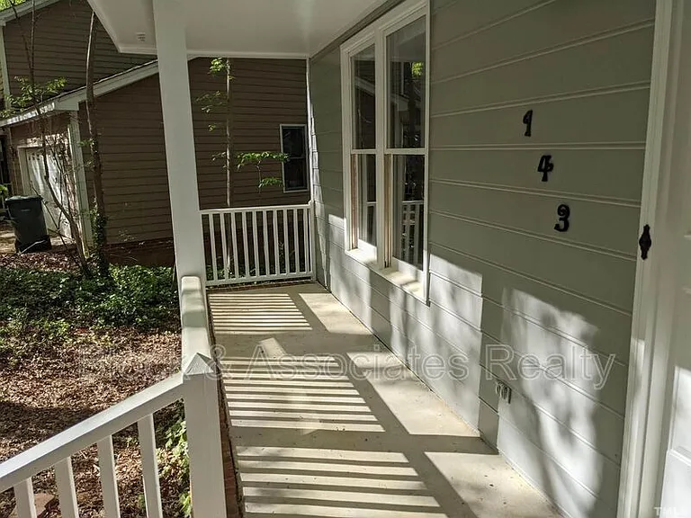 143 Brannigan Pl — Photo 3