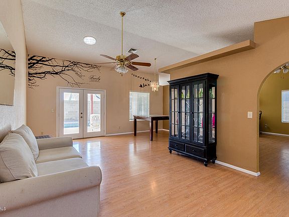 3rd image of 6255 E Encanto St