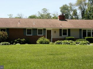 11501 Daisy Ln, Glenn Dale, MD 20769