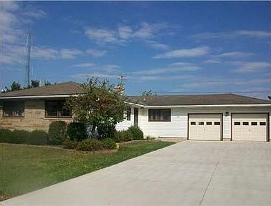 1st image of 230 Iona Dr