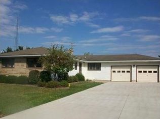 230 Iona Dr, Bucyrus, OH 44820