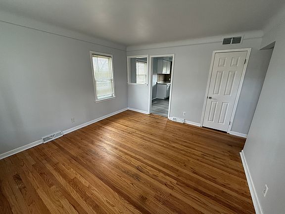 4th image of 6158 Helen St